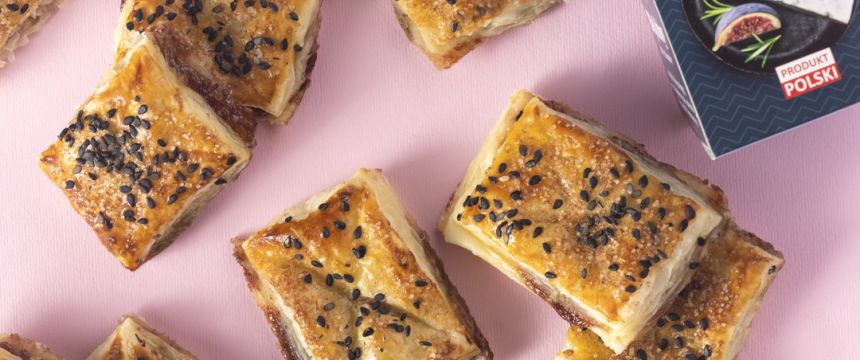 Ciasteczka z powidłami śliwkowymi i serem pleśniowym Lazur Błękitny